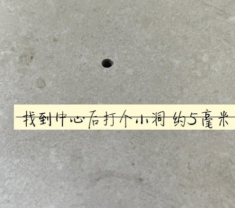 五常瓷砖空鼓维修公司专业解答在瓷砖铺贴过程中，如果砂料搅拌不均匀，将会带来以下问题